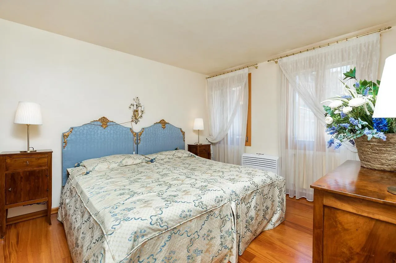 Venice Heaven Apartments San Marco 1 E 2, The Elegant Residence A Stone S Throw From St Mark S Square Włochy