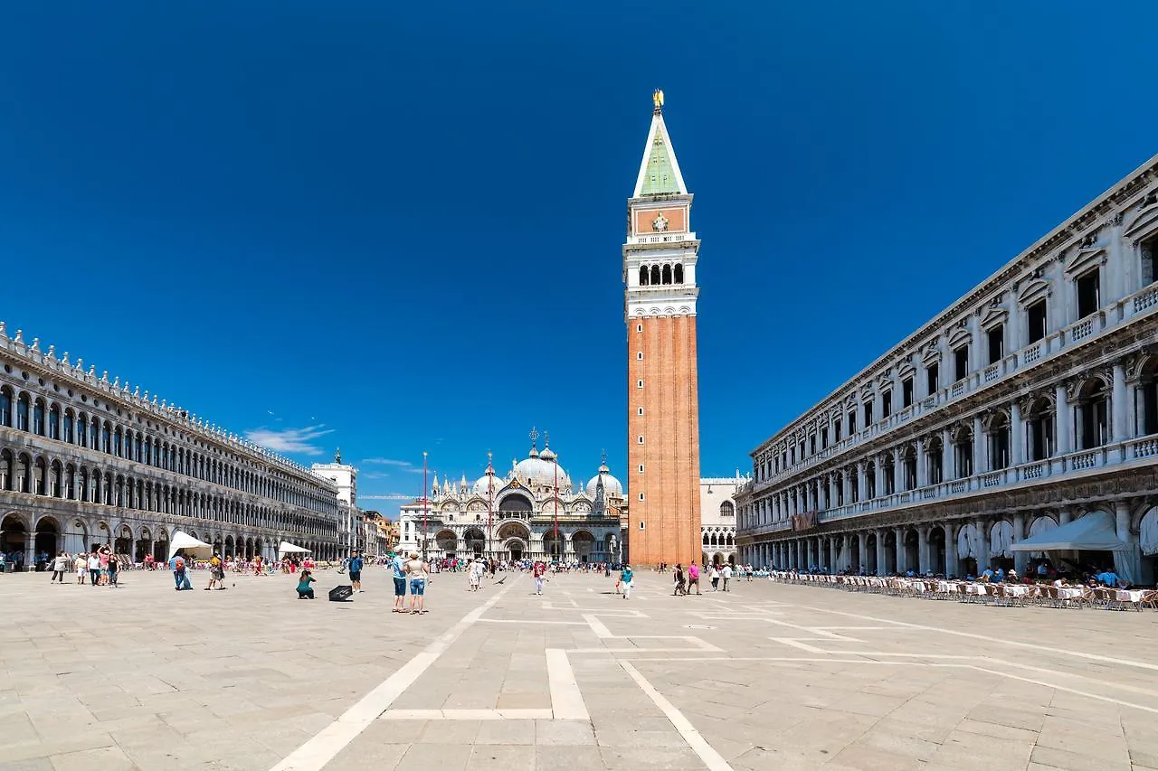 Venice Heaven Apartments San Marco 1 E 2, The Elegant Residence A Stone S Throw From St Mark S Square